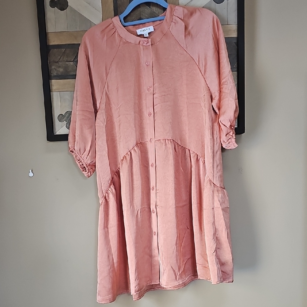 Gilli Peach/Salmon Button-Down Satin Texture Mini Dress